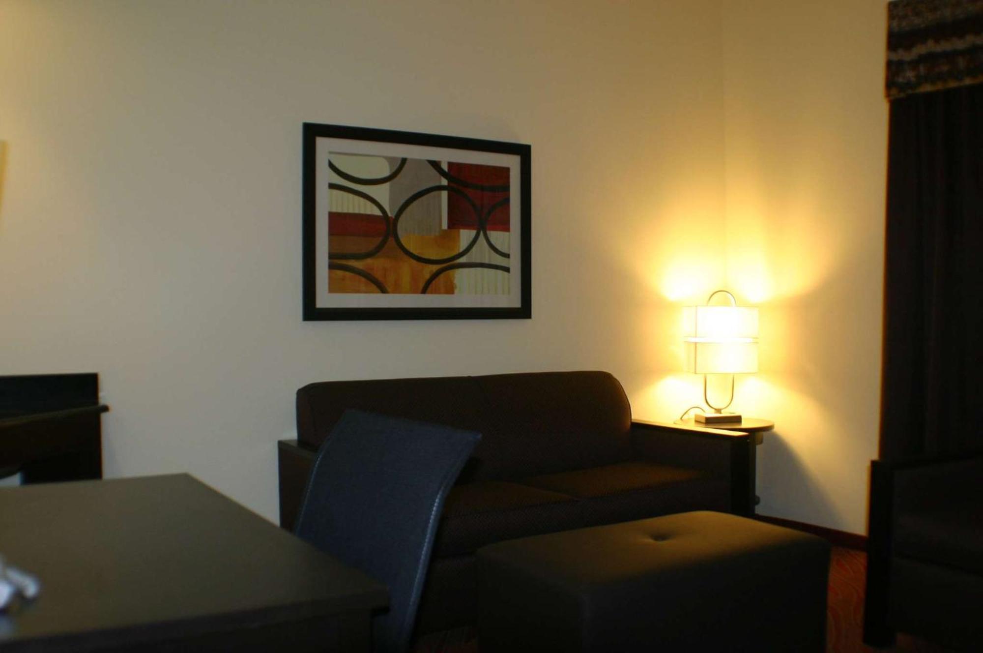 Hampton Inn Limerick Экстерьер фото
