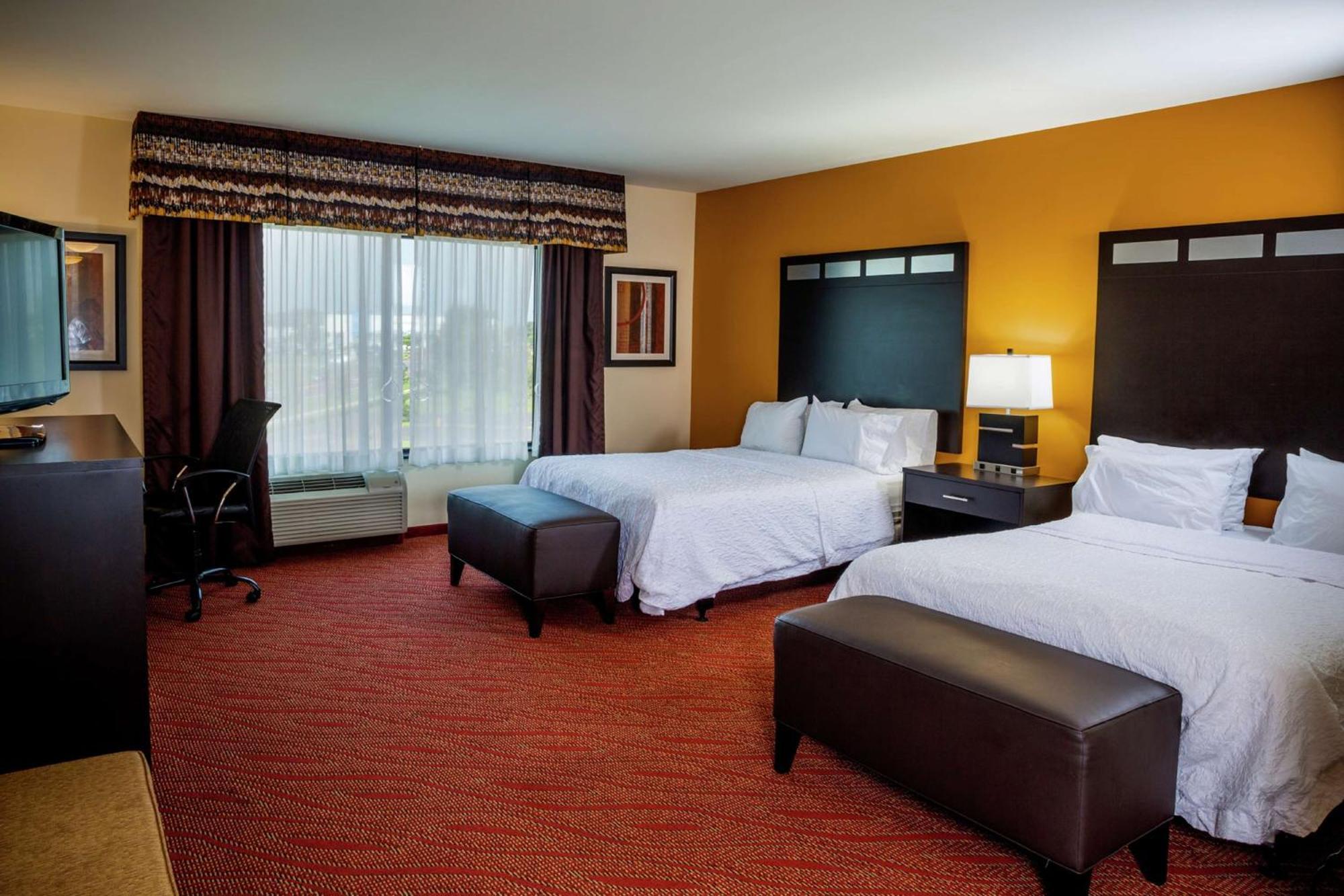 Hampton Inn Limerick Экстерьер фото