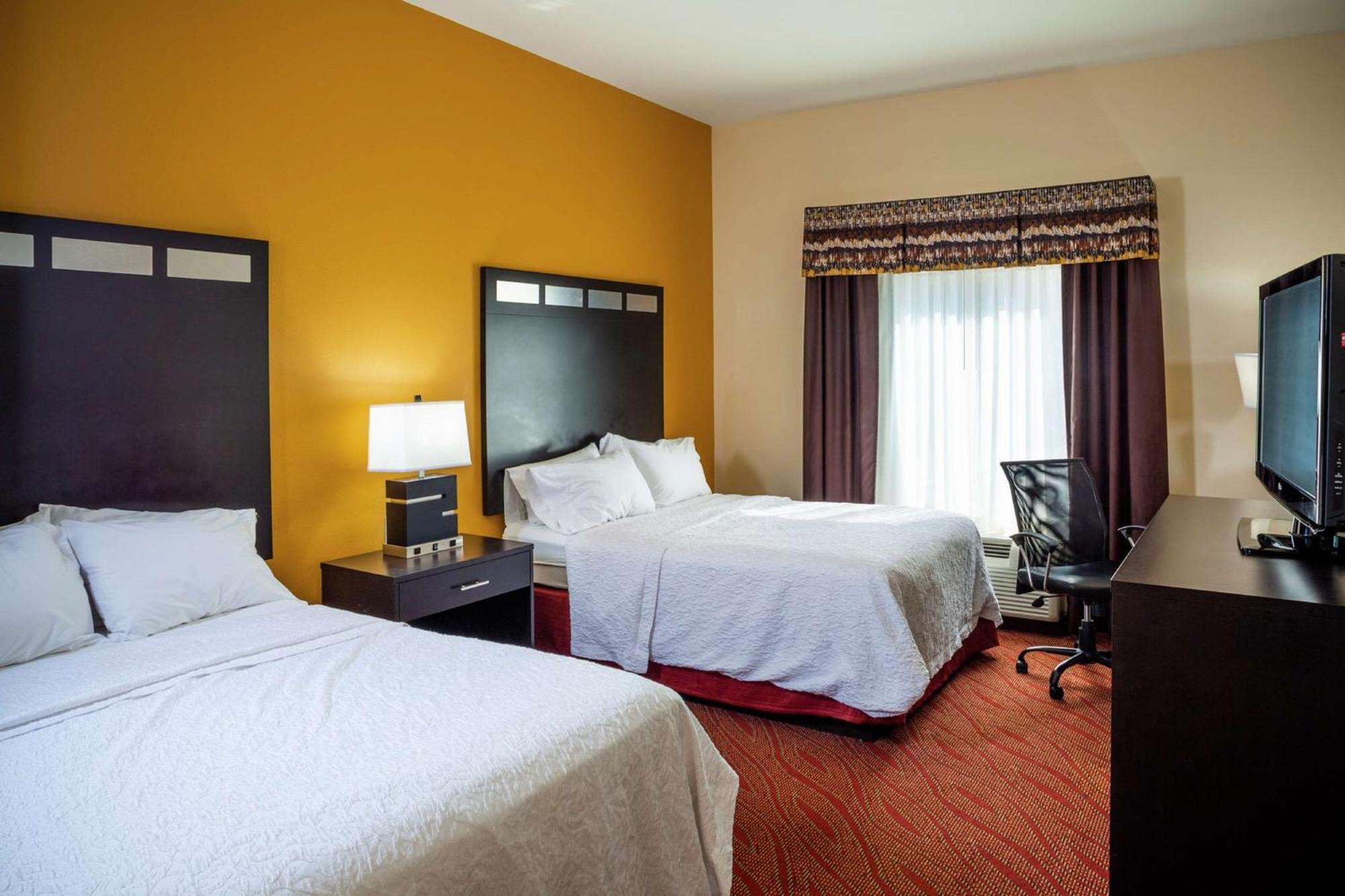 Hampton Inn Limerick Экстерьер фото