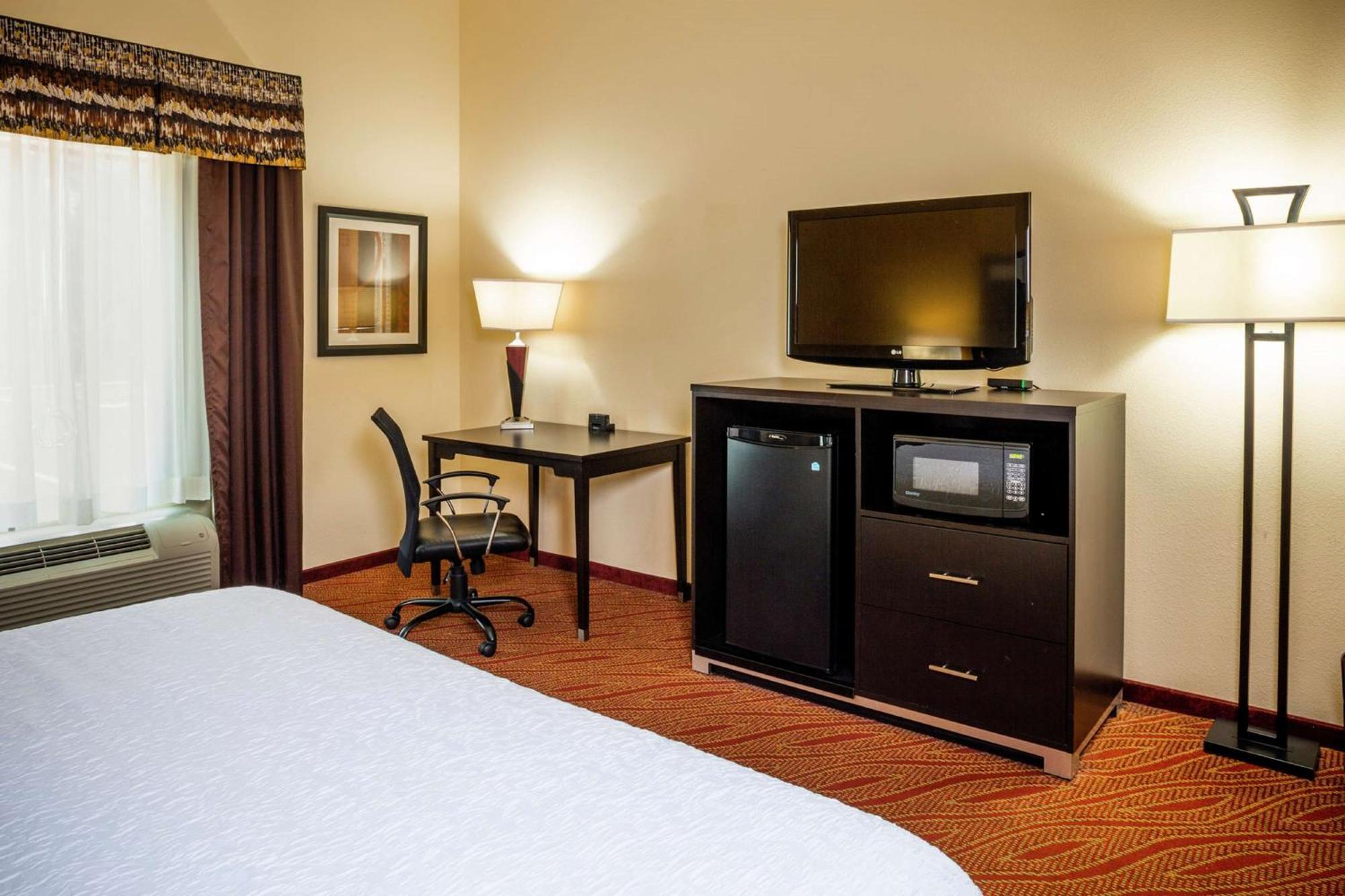 Hampton Inn Limerick Экстерьер фото